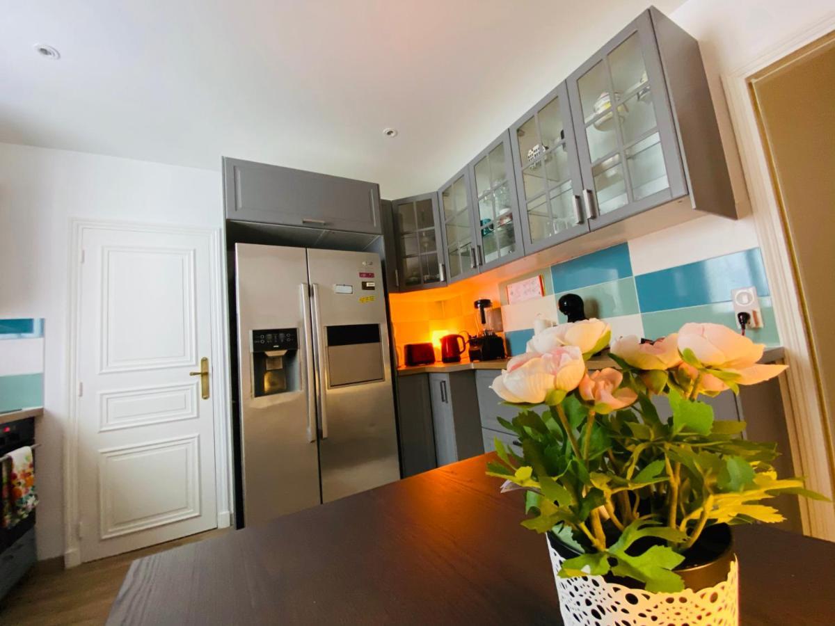 Champs Elysees Apartamento *